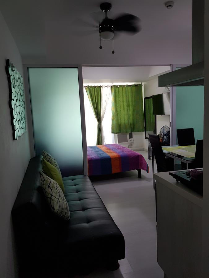 Azure Tropical Paradise Manila Exterior photo